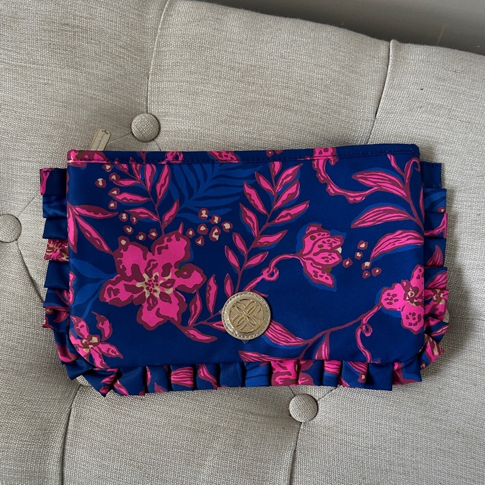 Lilly Pulitzer Printed Clutch in Blue Med Never Ending Summer